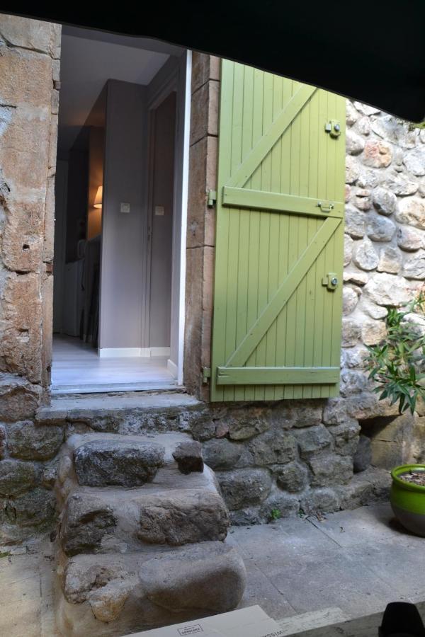 Maison Sous Le Pont Bed & Breakfast Meyras Luaran gambar