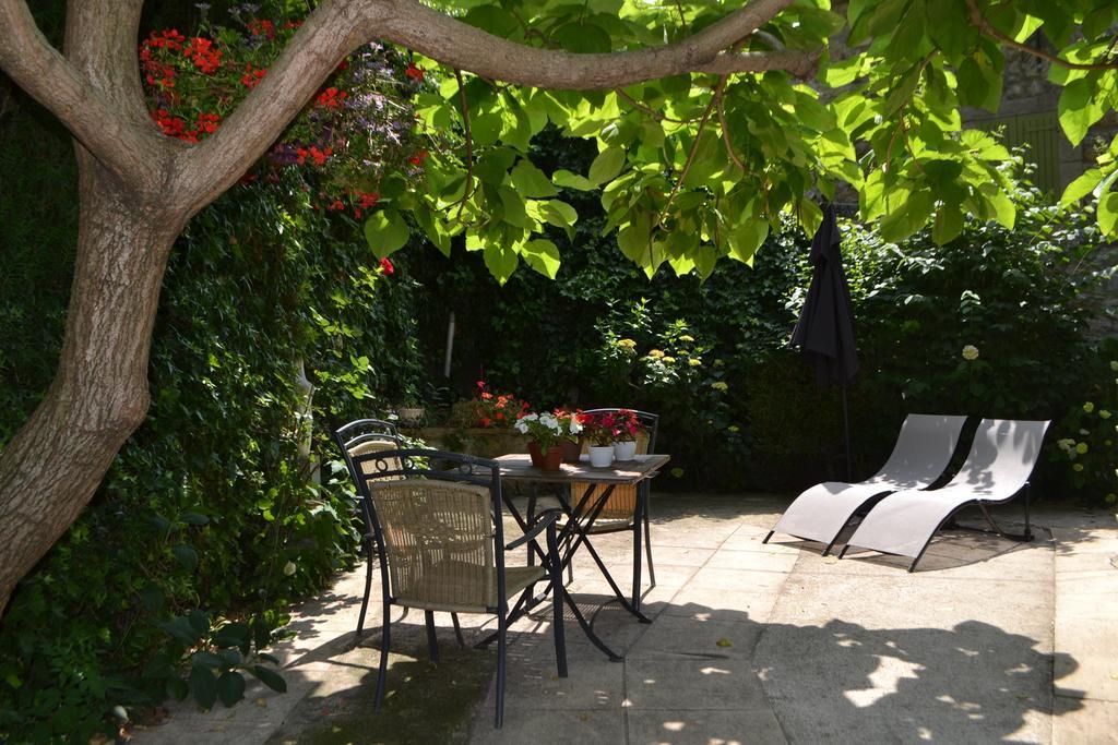 Maison Sous Le Pont Bed & Breakfast Meyras Luaran gambar